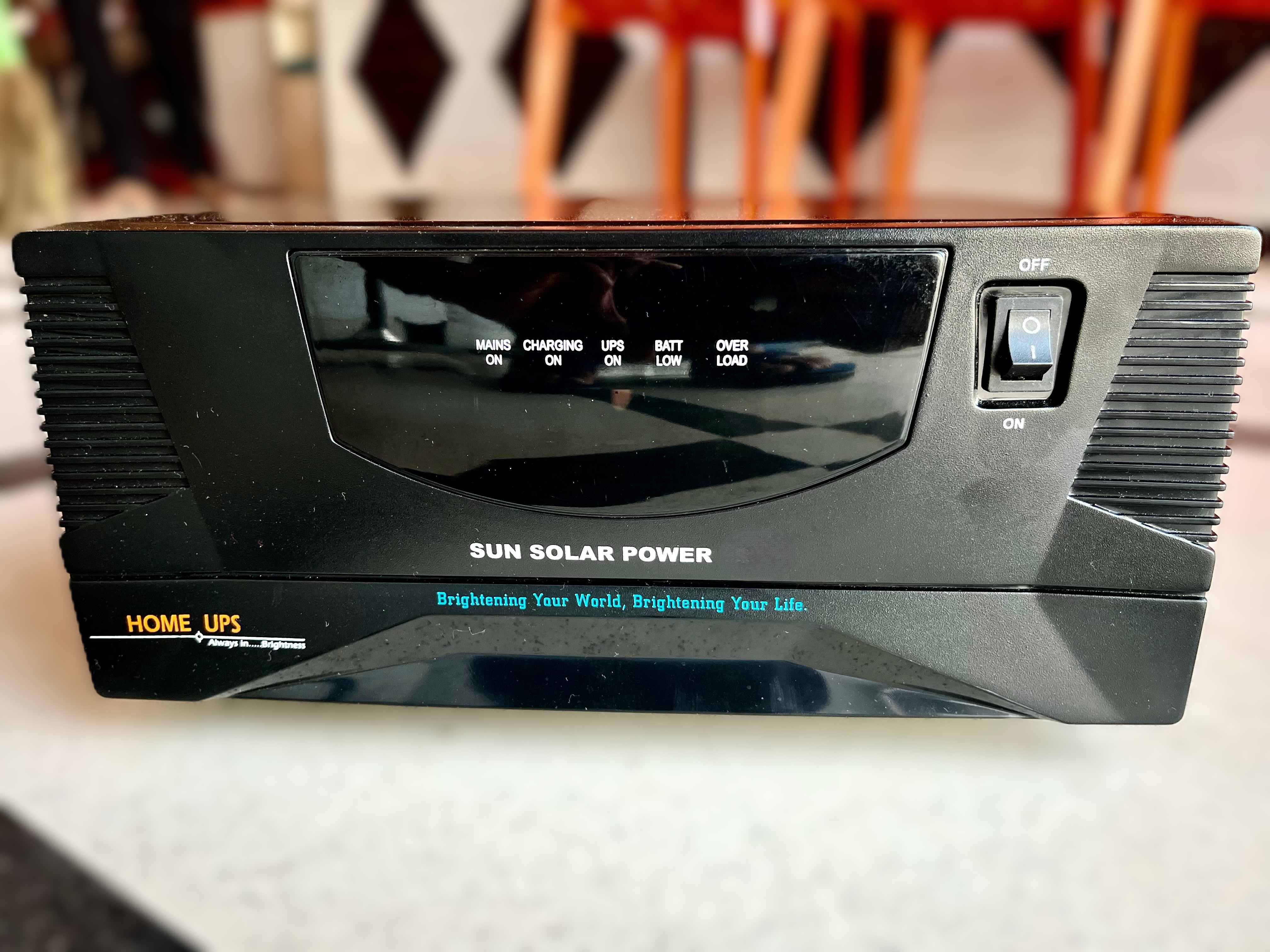 SUN SOLAR POWER INVERTER (24 VOLT)